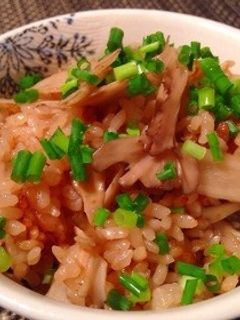 ☆簡単☆しめじとごぼうの炊き込みご飯-レシピのメイン写真