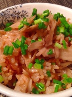 ☆簡単☆しめじとごぼうの炊き込みご飯-レシピのメイン写真