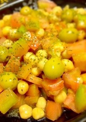 トマトとひよこ豆とオリーブのサラダ-レシピのメイン写真