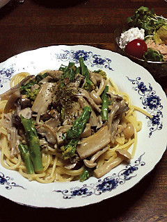 きのことアスパラのクリームソースパスタ-レシピのメイン写真