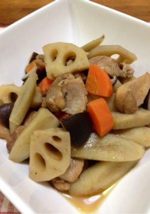 れんこん・ごぼう・鶏もも肉で☆黒酢炒め煮-レシピのメイン写真
