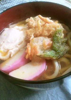 ☆鍋焼きうどん☆ぽかぽか温まる~♪-レシピのメイン写真