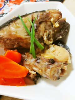 魚をたべよう☆簡単♪ぶりのアラ炊き-レシピのメイン写真