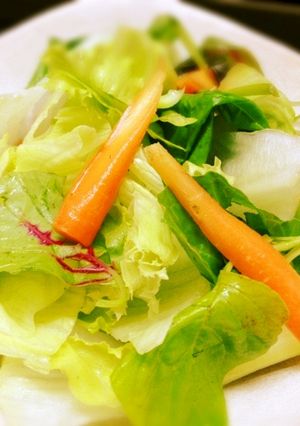 捨てないで！間引き人参のサラダ-レシピのメイン写真