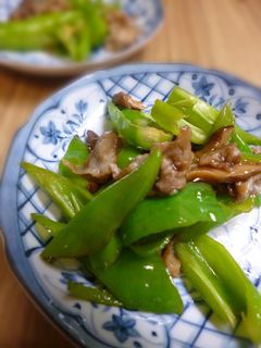 豚肉と万願寺唐辛子のオイスターソース炒め-レシピのメイン写真