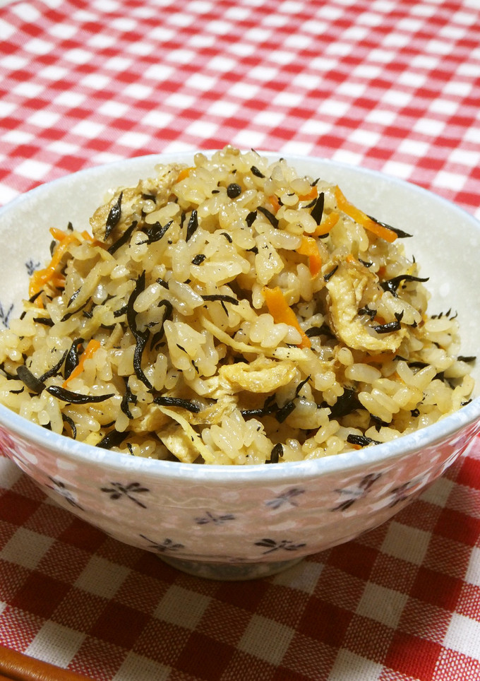 ひじきと生姜の炊き込みご飯-レシピのメイン写真
