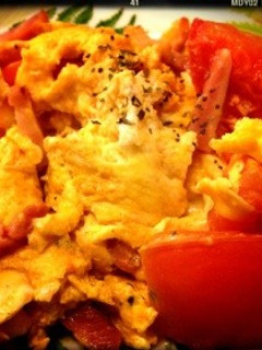 朝食にも♬トマトとバジルのオムレツ風☆-レシピのメイン写真