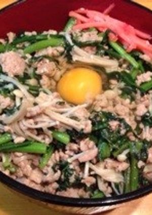 挽肉と春菊のビタミン補給丼-レシピのメイン写真