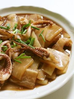 フライパンdeイカゲソと大根の煮物-レシピのメイン写真