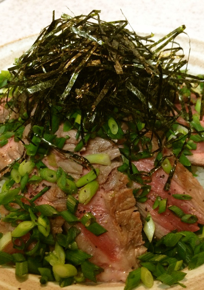 カツオ出汁のタレが優しい 和風ステーキ丼-レシピのメイン写真