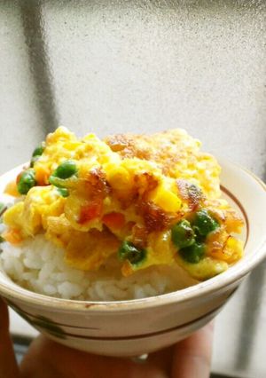 超簡単で節約☆ミックスマヨオム丼☆朝食に-レシピのメイン写真