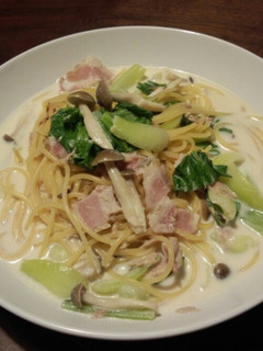 青梗菜とベーコンのクリームパスタ-レシピのメイン写真