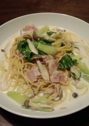 青梗菜とベーコンのクリームパスタ-レシピのメイン写真