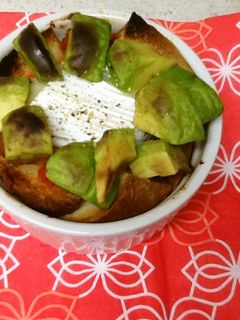 トマトアボカドのカマンベールココット-レシピのメイン写真