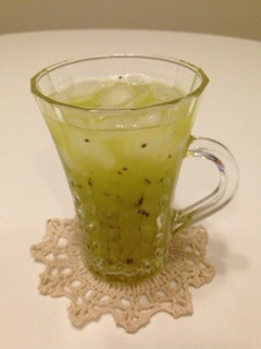 VCタップリ♡キウイピューレの焼酎割り-レシピのメイン写真