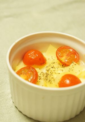 トマトとポテトのハーブ風味ココットカマン-レシピのメイン写真