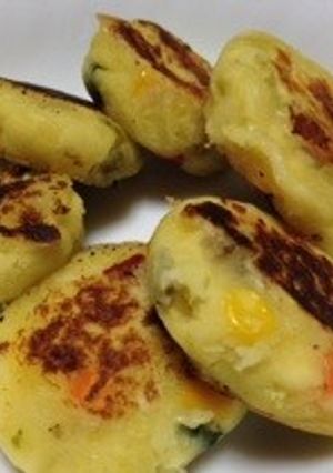 サツマイモと野菜のおやきチーズ入り-レシピのメイン写真