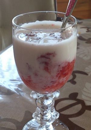 食べる苺オレ-レシピのメイン写真