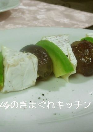 カマンベールと巨峰のカプレーゼ-レシピのメイン写真