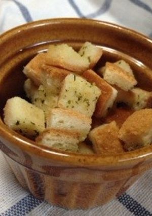 パンみみでクルトン♪おつまみにも☆-レシピのメイン写真