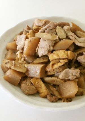 豚薄切り肉＋塩麹deこんにゃく牛蒡の煮物-レシピのメイン写真