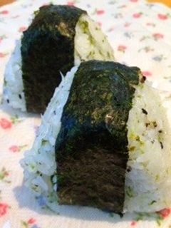 しらす・青のり・ごま塩のおにぎり-レシピのメイン写真