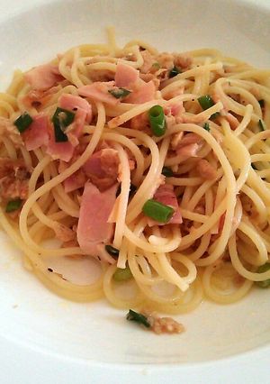混ぜるだけ！ツナとベーコンの梅風味パスタ-レシピのメイン写真