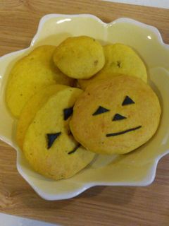 ハロウィンカボチャクッキー-レシピのメイン写真