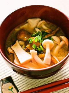 きのこによるきのこだけのきのこのお味噌汁-レシピのメイン写真
