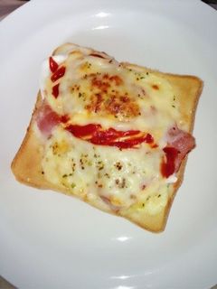 簡単 目玉焼きトースト-レシピのメイン写真