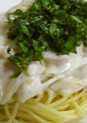 あけびとバジルのクリームパスタ-レシピのメイン写真