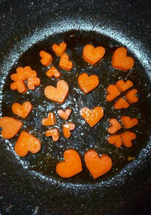 お弁当に作り置き♥ハートの人参グラッセ-レシピのメイン写真