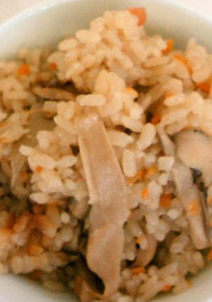甘味がぎゅ！エリンギの炊き込みご飯-レシピのメイン写真