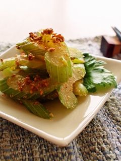 セロリの金ごま胡麻和え-レシピのメイン写真