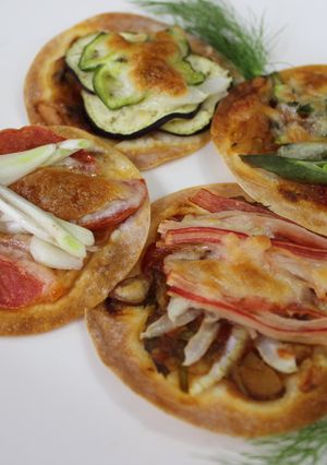 (株)サン食品の餃子の皮で簡単ピザ-レシピのメイン写真