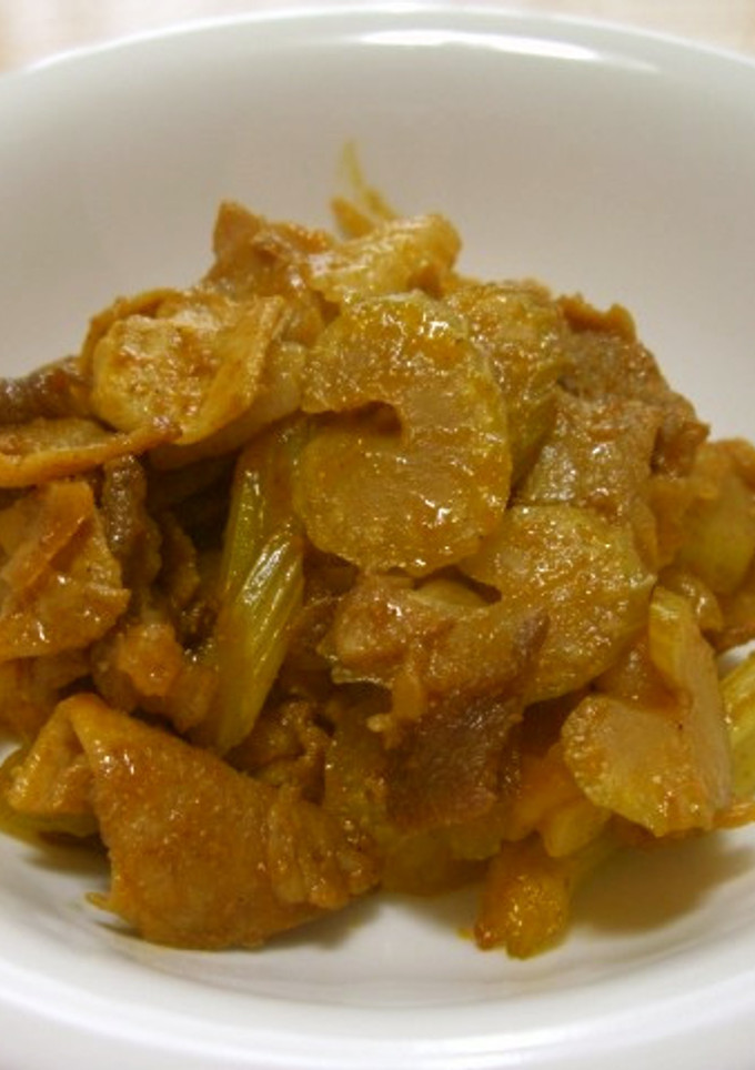 セロリと豚こまのカレー炒め-レシピのメイン写真