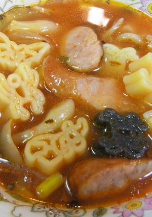 ハロウィン♪おばけマカロニ&トマトスープ-レシピのメイン写真