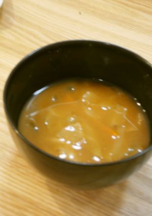 手抜きワザdeお野菜いっぱいのお味噌汁-レシピのメイン写真