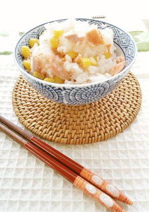 鮭とコーンの混ぜご飯-レシピのメイン写真