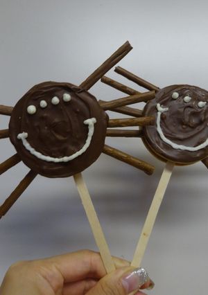 スパイダー マシュマロサンド☆ハロウィン-レシピのメイン写真