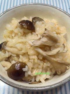 お味薄め*キノコの風味をいただくご飯-レシピのメイン写真