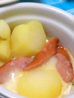ウインナーとじゃがいもでココットカマン-レシピのメイン写真