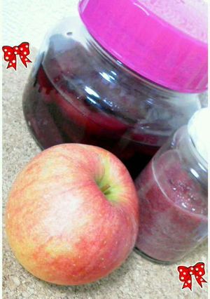 皮も楽しめる「りんごの赤ワイン煮」-レシピのメイン写真
