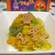 かぼちゃサラダにハロウィンスヌーピーのせ