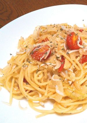 しらすと玉ねぎとミニトマトのパスタ-レシピのメイン写真