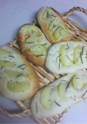 ポテトとローズマリーフォカッチャ-レシピのメイン写真