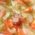 キャベツとトマトのコンソメスープ椎茸風味