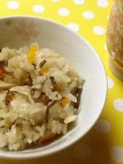 ♪きのこと塩昆布の炊き込みゴハン♪-レシピのメイン写真