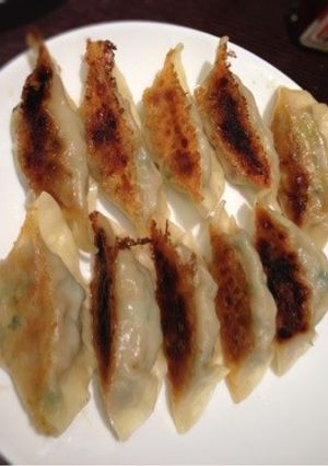 皮がパリッ 美味しい餃子！-レシピのメイン写真