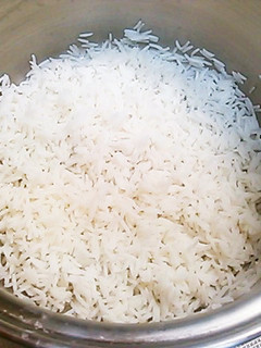 長粒米(インディカ米)の炊き方☆湯取り法-レシピのメイン写真